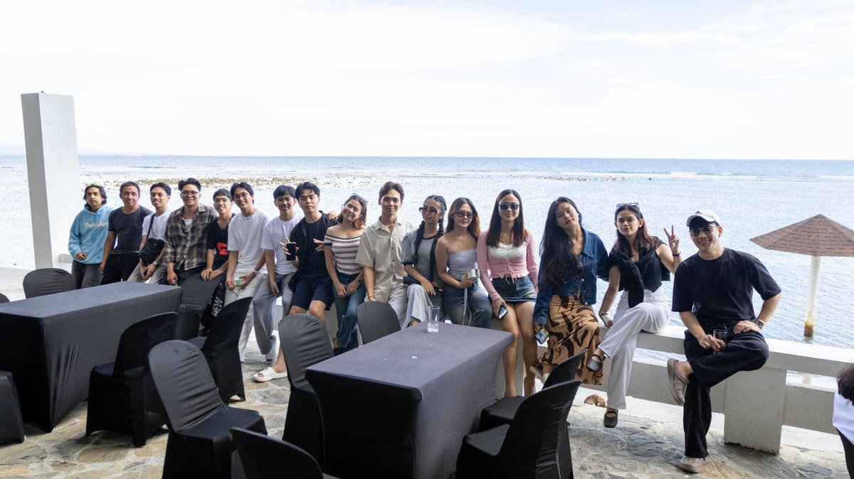 The Metacom team on an outing by the beach